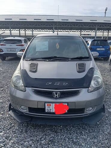 Honda Fit: 2003 г., 1.5 л, Вариатор, Бензин, Хэтчбэк