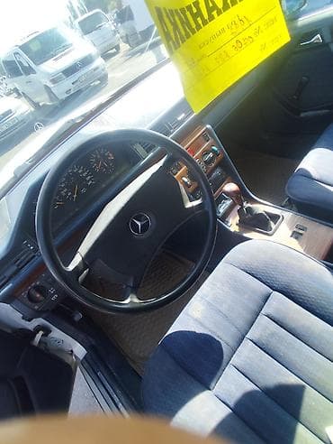 Унаа: Mercedes-Benz W124: 1992 г., 2.6 л, Кол менен иштөөчү, Бензин, Седан — 6