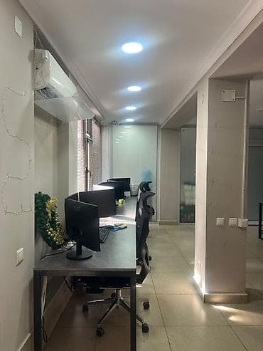 Кыймылсыз мүлк: Кеңселерди ижаралоо, 435 м², Менчик үйдө, Жабдуулары менен — 8