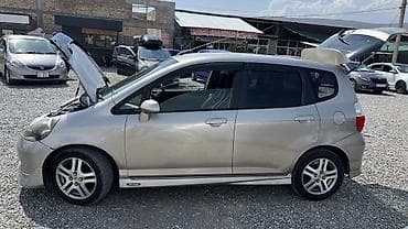 aion v: Honda Fit: 2004 г., 1.3 л, Автомат, Бензин, Хэтчбэк — 2