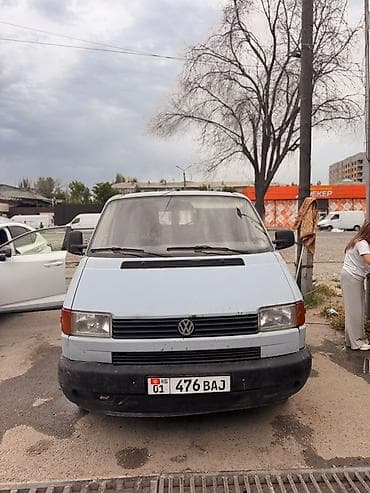 на прадо: Volkswagen Transporter: 1996 г., 2.5 л, Механика, Бензин, Фургон — 1