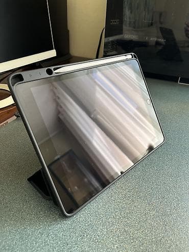 i̇pad: Планшет, Apple, память 64 ГБ, 9" - 10", Wi-Fi, Б/у, Классический цвет - Серый — 3