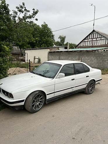 BMW 5 series: 1990 г., Седан