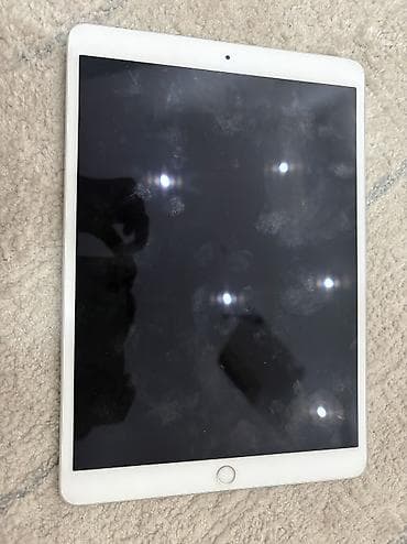 Планшет, Apple, память 64 ГБ, 10" - 11", Wi-Fi, Б/у, Классический цвет - Серый