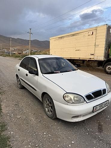 бишкек авто салон: Daewoo Lanos: 1998 г., 1.5 л, Кол менен иштөөчү, Бензин, Седан — 2