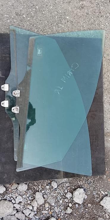 mercedes w203: Стекло Заднее правое Honda, 2000 г., Б/у, Оригинал — 2