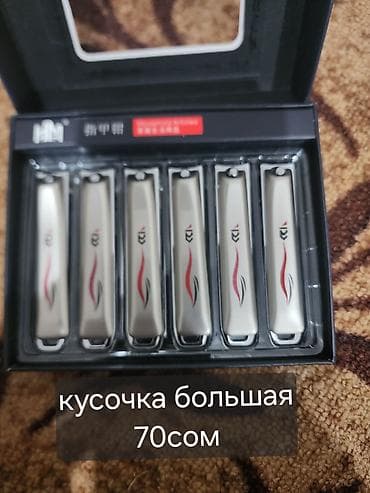 аппликатор: Набор косметики HUXIABEAUTY: - Матовая помада для губ SILK MATTE — — 5