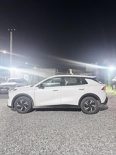 es 2020: BYD : 2026 г., Электромобиль, Кроссовер — 3