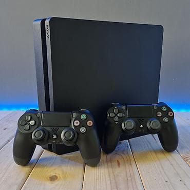 🎮 PlayStation 4 Slim + Игры Сдаётся консоль **PlayStation 4 Slim** с