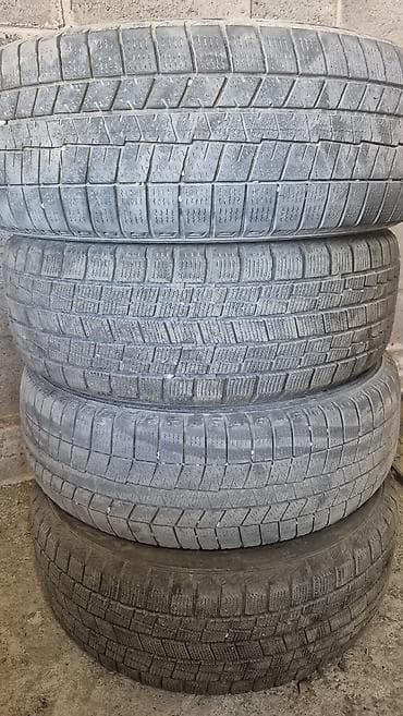 Комплект автомобильных шин (4 шт.) - Сезонность: зимние