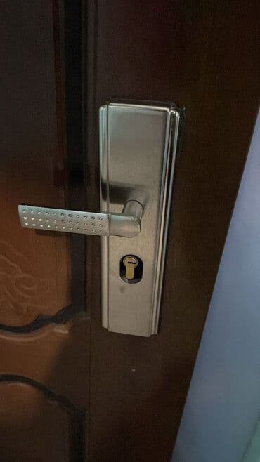 охрана жумуш: Медвежатник Вскрытие замков Установка дверей, замок. Открыть двери — 5