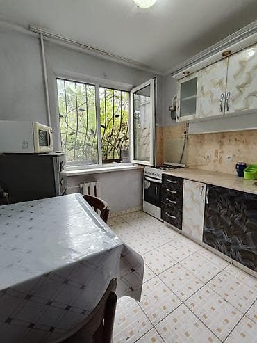 5: 1 комната, 32 м², 5 мкр 104 серия, 1 этаж, Косметический ремонт — 8