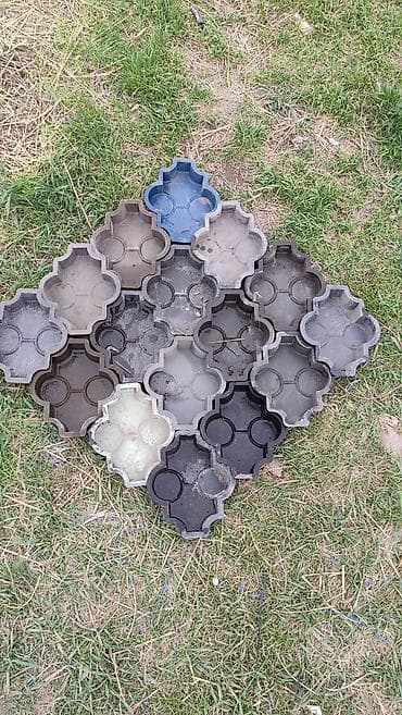 Дом и сад: Пластиковые формы для тротуарной плитки Четырёхлистни в наличии — 1