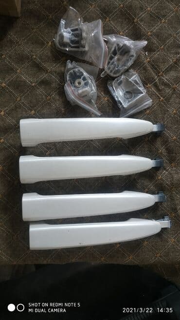 Комплект дверных ручек Дверная ручка Lexus Новый