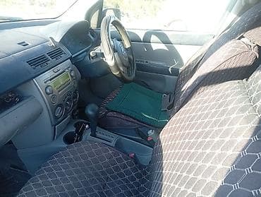Mazda Demio: 2004 г., Автомат, Хетчбек — 2