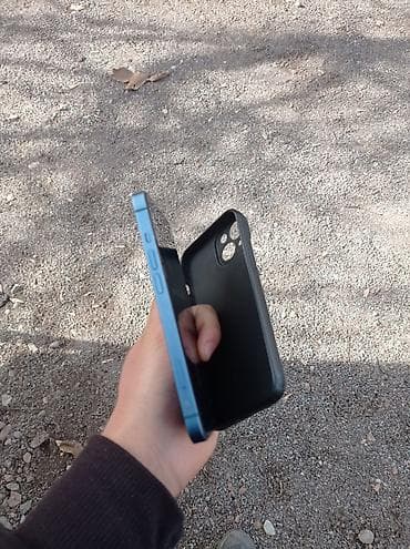 ipod touch 4: IPhone 13, Б/у, 256 ГБ, Голубой, Зарядное устройство, Защитное стекло, Чехол, 89 % — 4