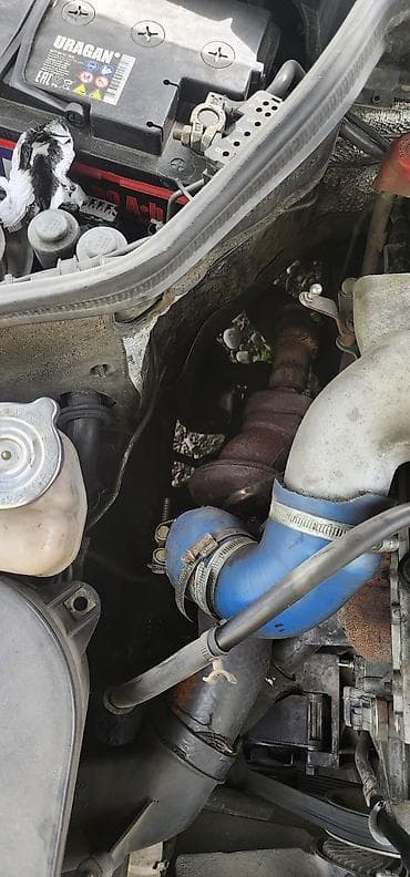 подушка 124: Mercedes-Benz 190: 1990 г., 2 л, Автомат, Дизель, Седан — 3