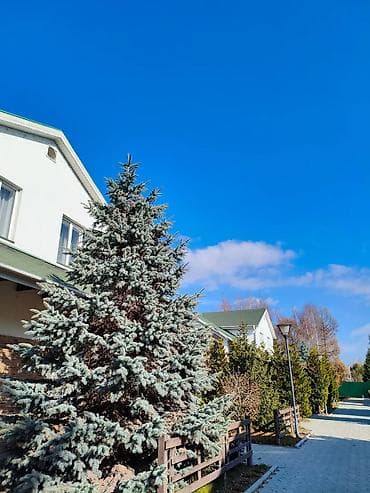 выход к речке: Коттедж в загородном комплексе у воды Описание: - Двухэтажный коттедж — 3