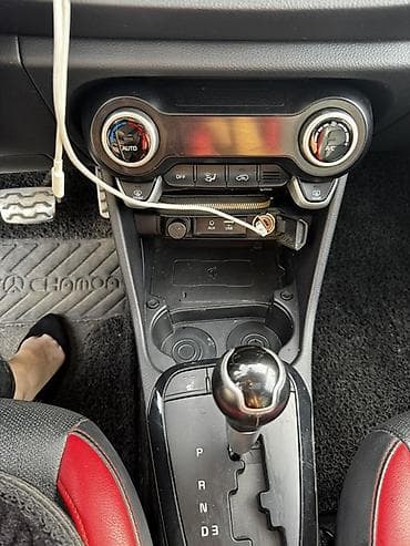 line: Kia Picanto: 2019 г., 0.9 л, Автомат, Бензин, Хэтчбэк — 6