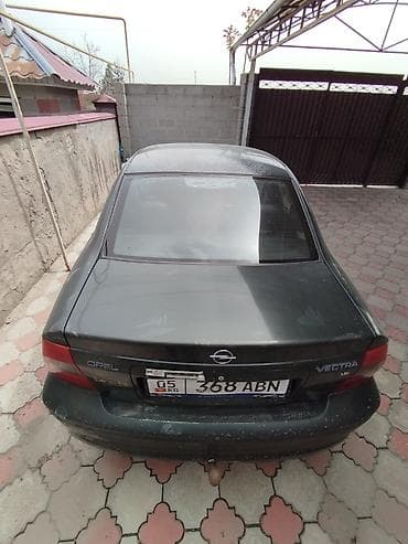 чешская ваза: Opel Vectra: 2000 г., 1.8 л, Ручные, Бензин, Седан — 8