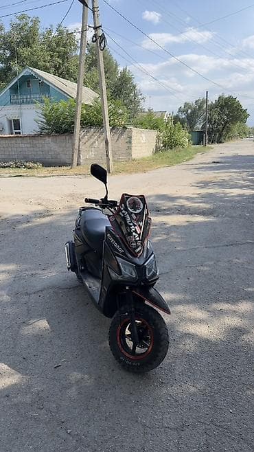 e34 540i: Скутер/мопед 50–125 см³ (визуально класс ATV-style) Основные — 2