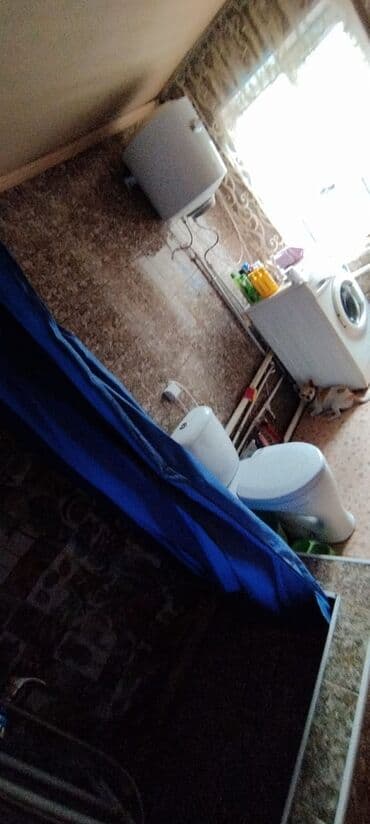 Үйдү ижарага алам: Үй, 70 кв. м, 5 бөлмө — 21