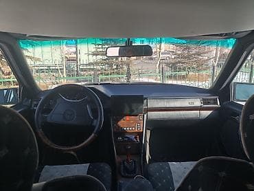 toyota regius: Mercedes-Benz E-Class: 1995 г., 2.2 л, Механика, Бензин, Седан — 3