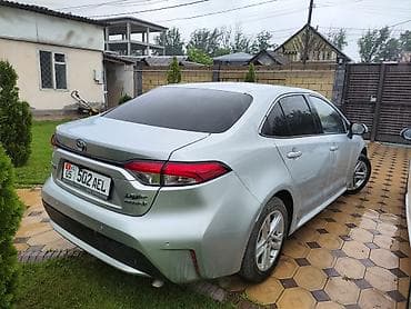 Toyota Corolla: 2020 г., 1.8 л, Гибрид, Седан — 5