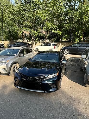 Транспорт: Toyota Camry: 2019 г., 2.5 л, Автомат, Бензин, Седан — 1
