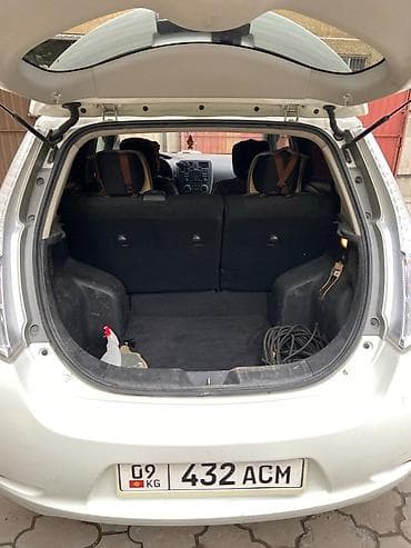 Nissan Leaf: 2015 г., 0.1 л, Автомат, Электромобиль, Хэтчбэк — 5