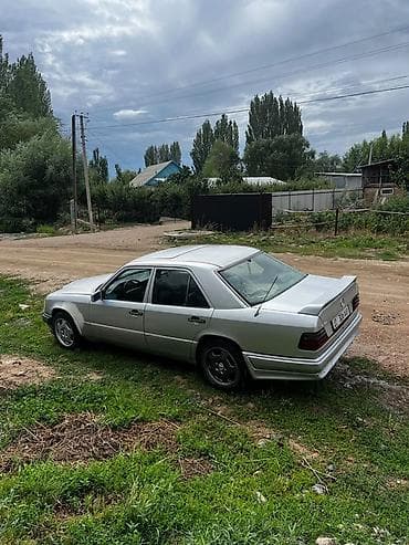 Mercedes-Benz W124: 1992 г., 2 л, Кол менен иштөөчү, Бензин, Седан — 3