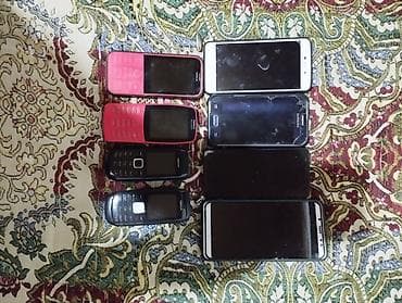 Подборка кнопочных и сенсорных мобильных телефонов разных брендов