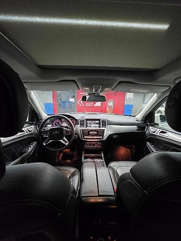x166: Mercedes-Benz GL-Class: 2014 г., Внедорожник — 5
