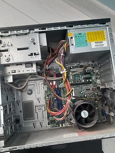 intel core i7: Два системных блока формата ATX. 1) Верхний — HP (черный корпус): - — 2