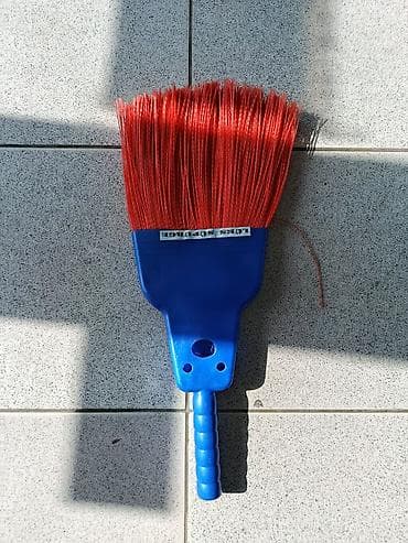 табурет пластиковый: Набор пластиковых хозяйственных и детских принадлежностей: - Детские — 6