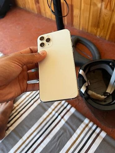 kitchen aid: IPhone 11 Pro, цвет Silver - Экран 5.8", Super Retina XDR (OLED) — 3