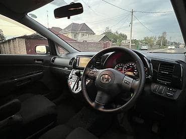 Toyota WISH: 2003 г., 1.8 л, Автомат, Бензин, Вэн/Минивэн — 7