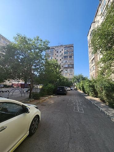 3: 3 комнаты, 70 м², 106 серия, 1 этаж, Требуется ремонт — 1