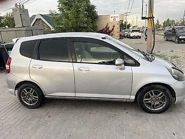 Honda Fit: 2003 г., 1.3 л, Вариатор, Бензин, Хэтчбэк