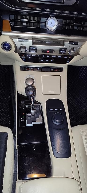 форд 150: Lexus ES: 2014 г., 2.5 л, Вариатор, Гибрид, Седан — 9