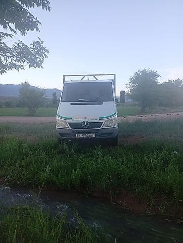 Грузовик, Mercedes-Benz, Стандарт, 3 т, Б/у