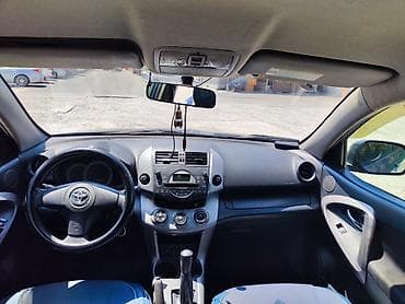 200 сотый крузак: Toyota RAV4: 2006 г., 2 л, Механика, Бензин, Кроссовер — 8