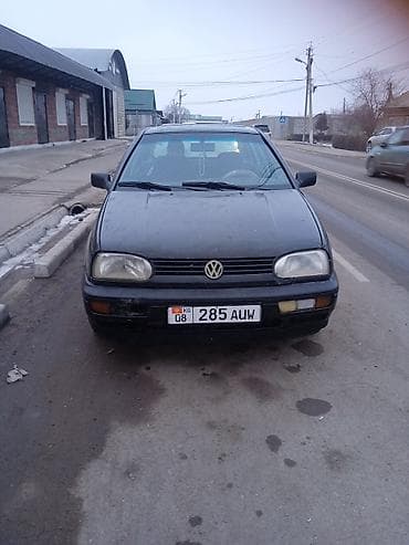 Volkswagen Golf: 1992 г., 1.8 л, Механика, Бензин, Хэтчбэк