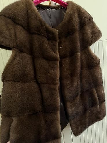 Меховой жилет из канадской норки,шоколадно‑коричневый цвет. Очень