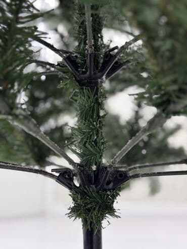 где можно купить церковные свечи: Елки — Заснеженная ЛЮКС с натуральными шишками ✨ 🌲 Характеристики: • — 3