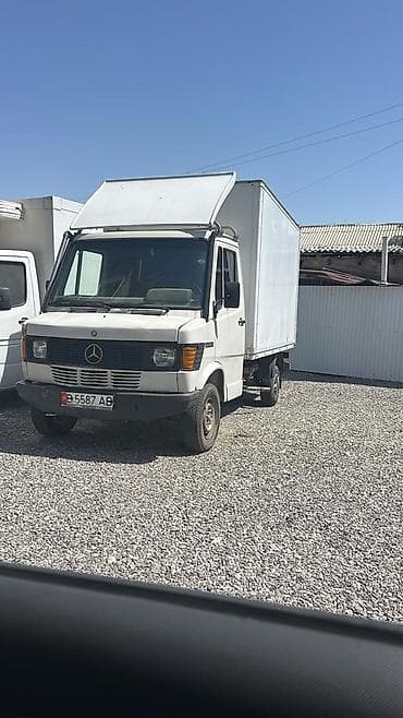e500 124: Mercedes-Benz : 1992 г., 2.3 л, Механика, Дизель, Бус — 1