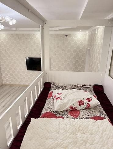 bunk bed: Двухъярусная детская кровать, Б/у, МДФ, цвет - Белый — 2