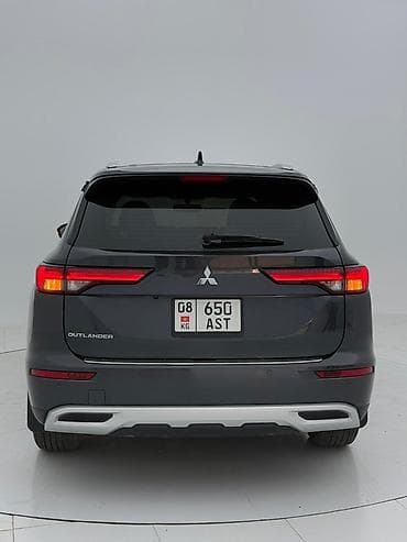 Продажа авто: Mitsubishi Outlander: 2024 г., 2.5 л, Автомат, Бензин, Кроссовер — 6