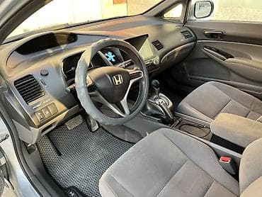 toyota noax: Honda Civic: 2007 г., 1.8 л, Седан — 6