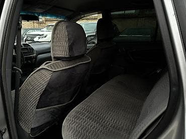 daihatsu 2003: Toyota RAV4: 2003 г., 2 л, Автомат, Бензин, Кроссовер — 10